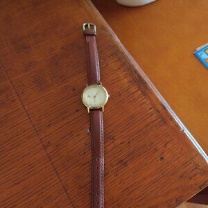 Vintage Ladies Gold Mikey Mouse Watch